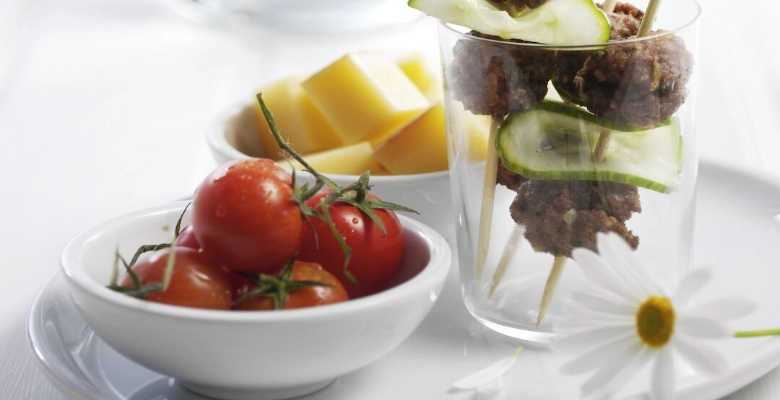 Mini-brochettes à la viande hachée bio