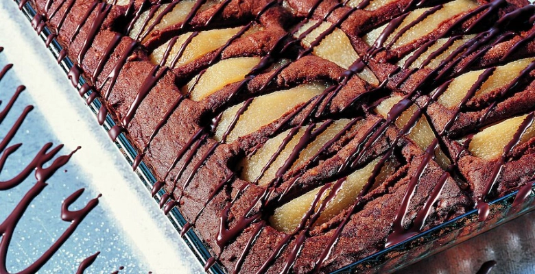 Gâteau aux poires et au chocolat bio