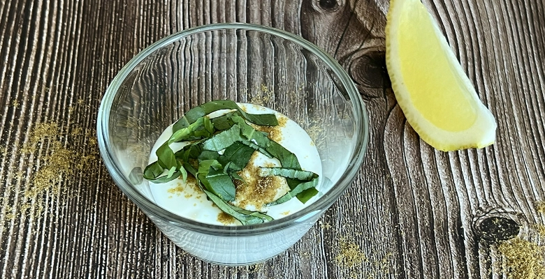 Sauce yogourt au citron et au cumin